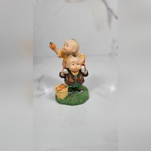 VINTAGE CHINESE ASIAN BUDDAH MONK SMALL BOYS FIGURINE‎ STATUE